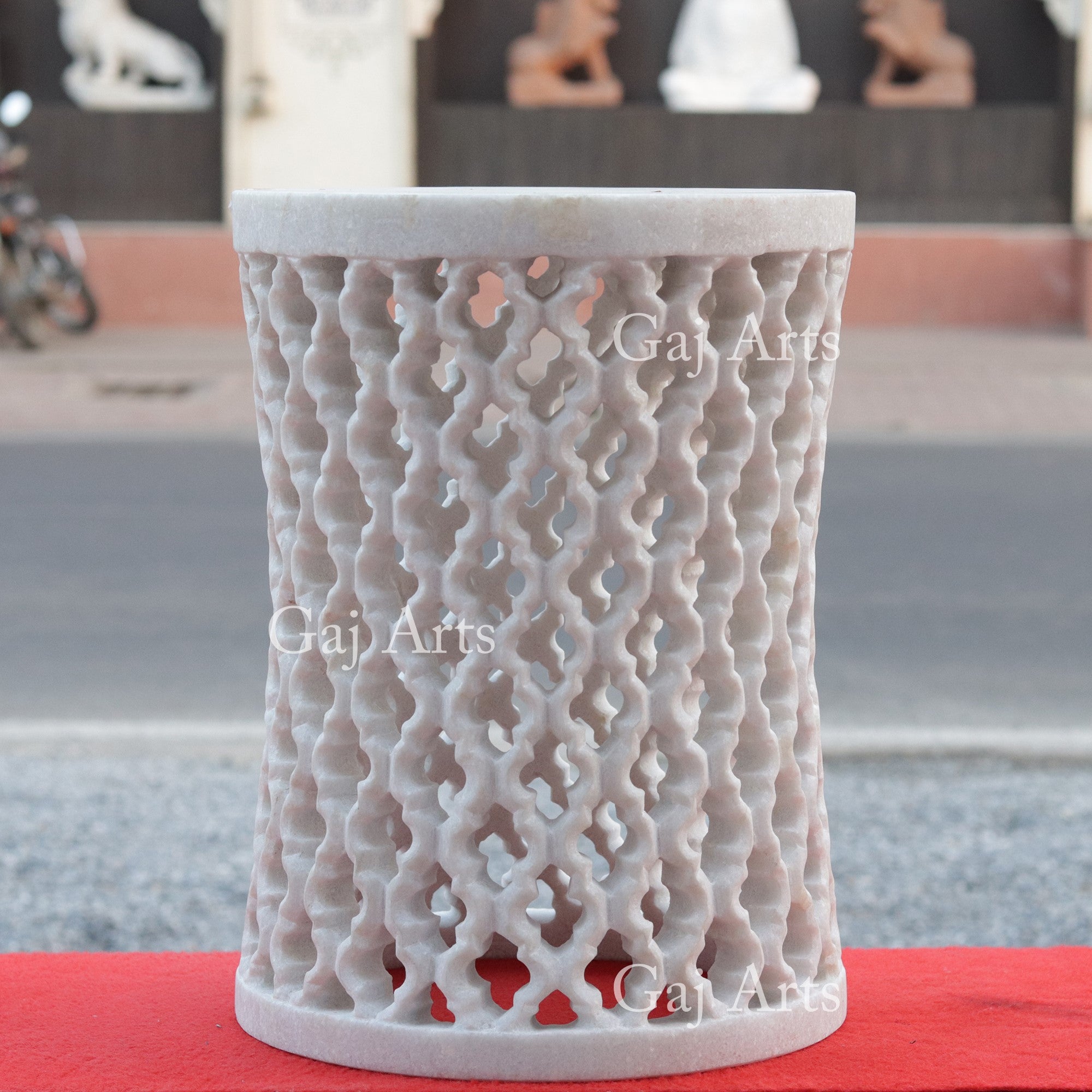 JALI STAND 16”